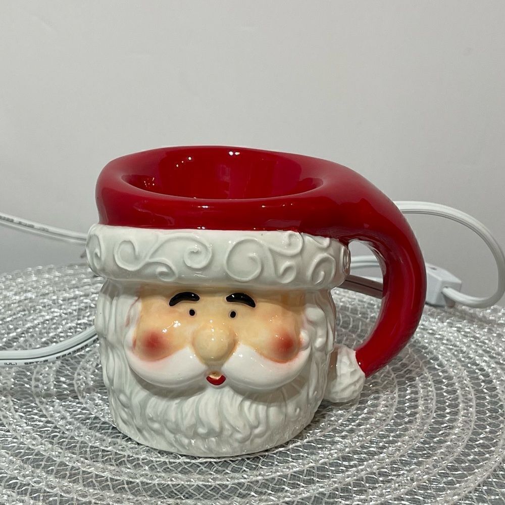 Scentsy Merry Mug Santa Wax Warmer NWT